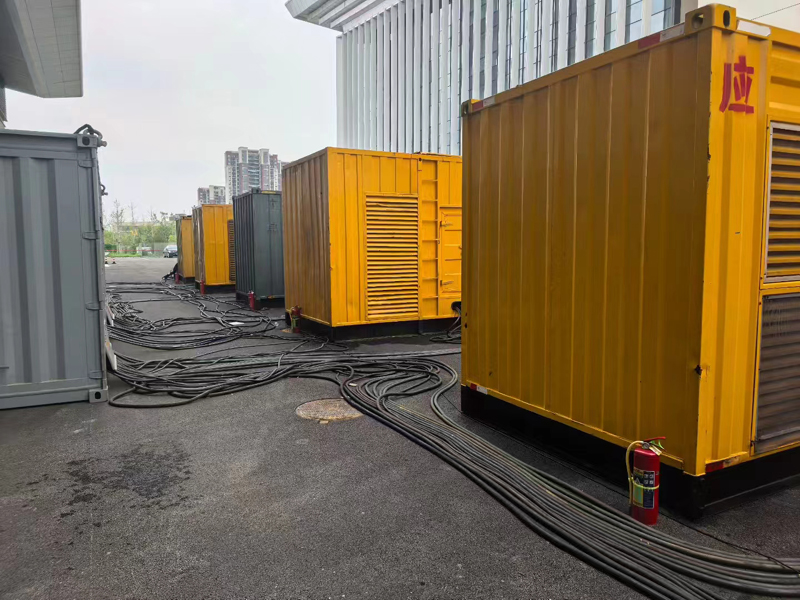 工业园区不同季节柴油发电机组保养有哪些注意事项?