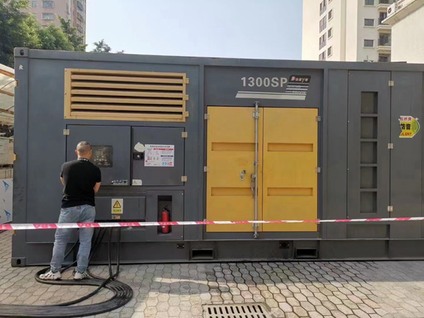 工业园区100kw柴油发电机组的机油应该如何选择?