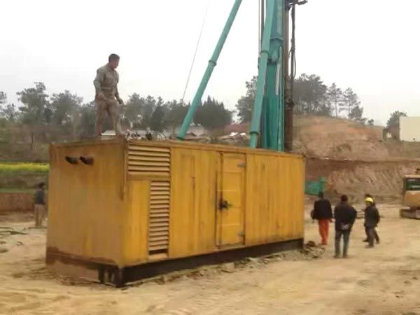 工业园区如何判断水冷式机油散热器密封件是否需要更换?